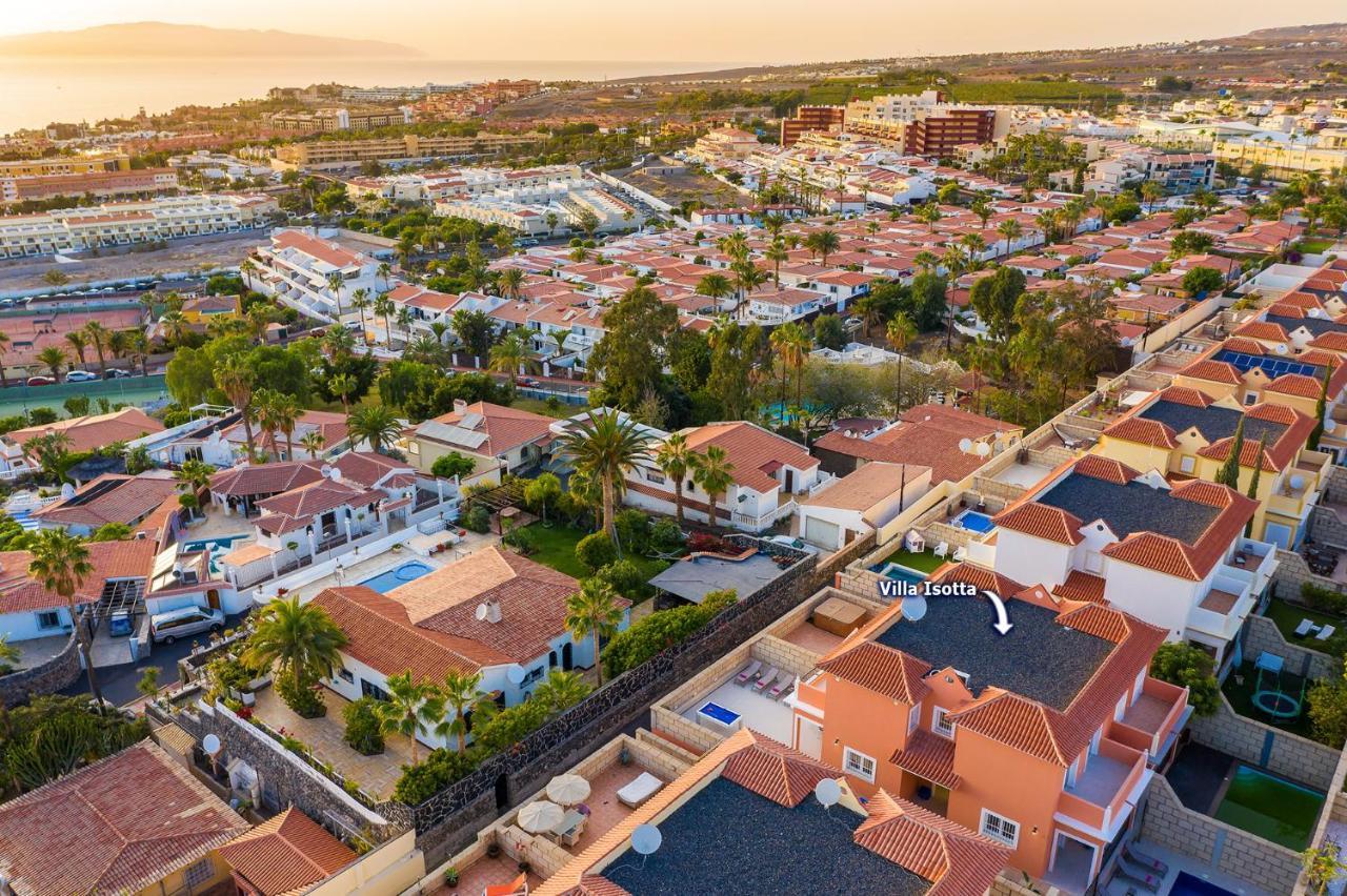 Villa Isotta By Villa Plus أذيخي المظهر الخارجي الصورة