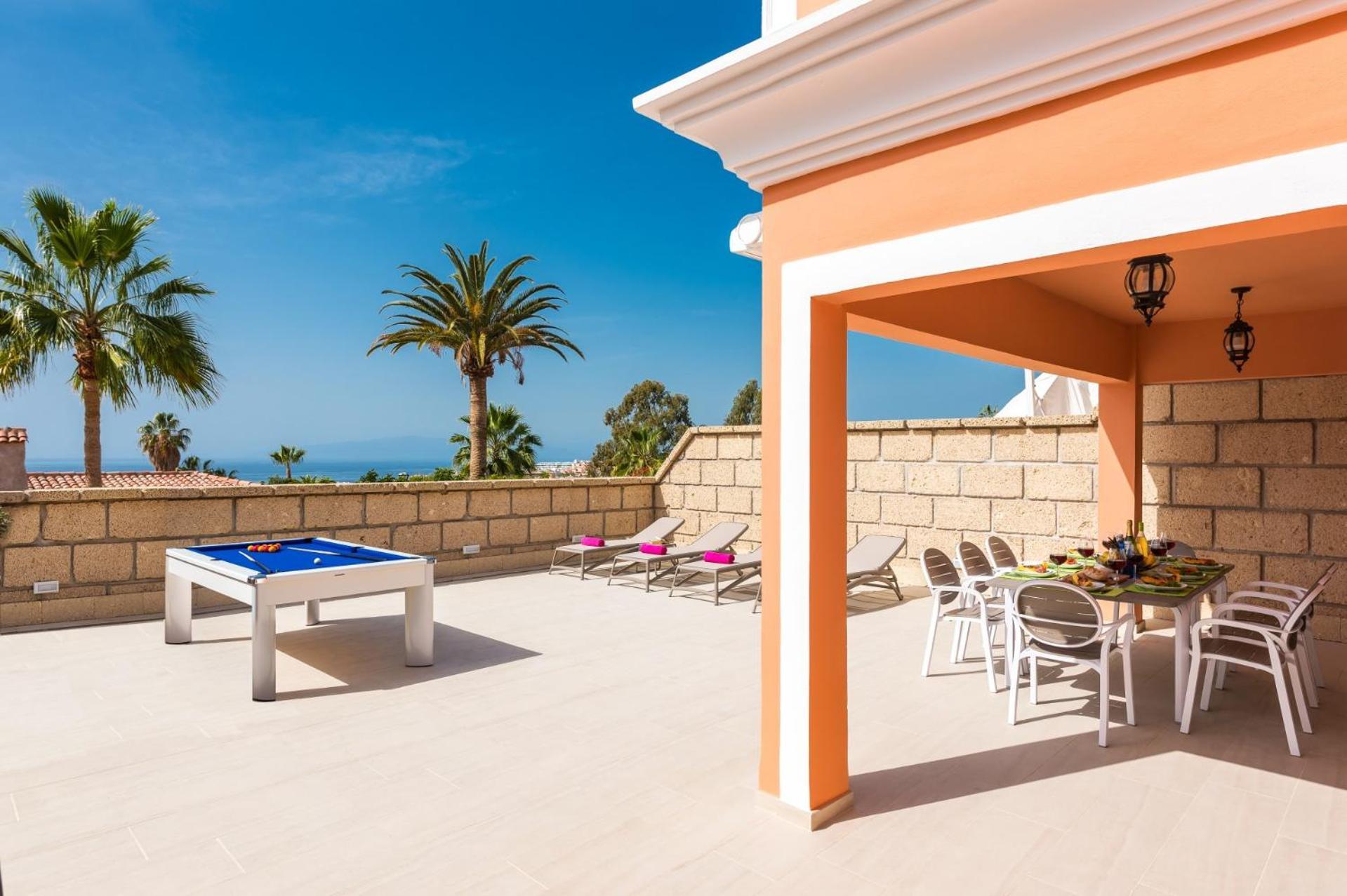Villa Isotta By Villa Plus أذيخي المظهر الخارجي الصورة